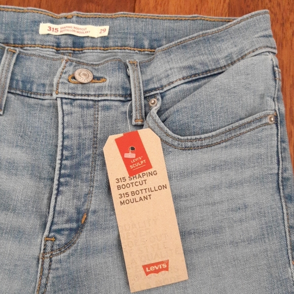 NWT Levi's Shaping Bootcut Jeans - Picture 6 of 13
